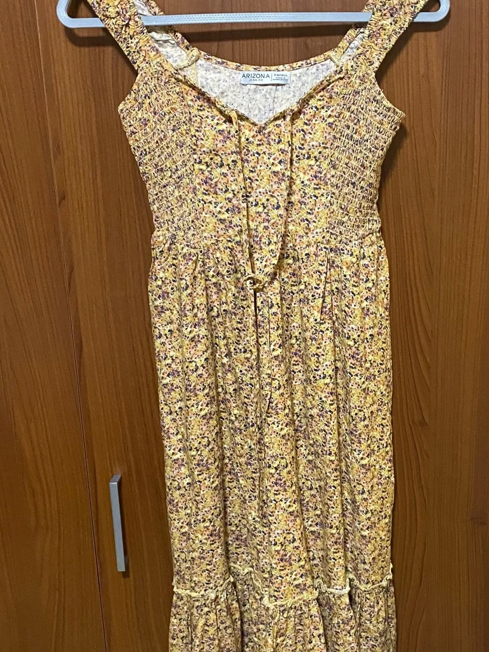 Arizona Jean Company Yellow Floral Midi Dress with Smocked Bodice XS - Picture 4 of 8